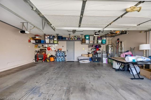 10661 Shelter Hill Court, Las Vegas, NV 89129
