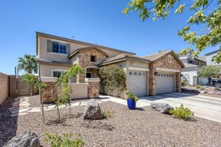 10661 Shelter Hill Court, Las Vegas, NV 89129