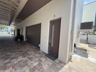 4910 W MCELROY AVENUE 3, Tampa, FL 33611