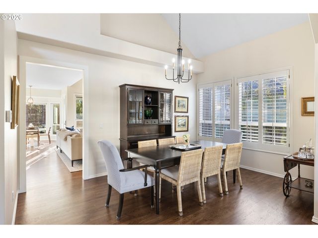 4302 Sw TERLYN Ct, Portland, OR 97221