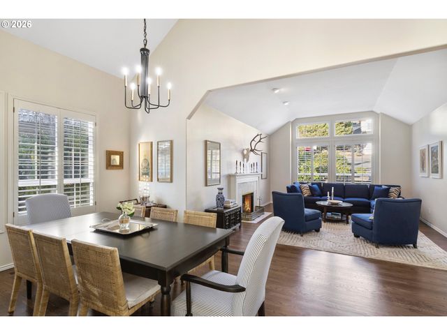 4302 Sw TERLYN Ct, Portland, OR 97221