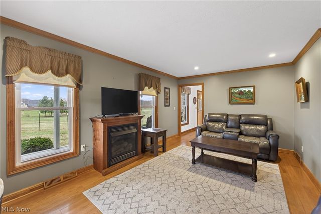 18440 Hobart Road, Parkman, OH 44491