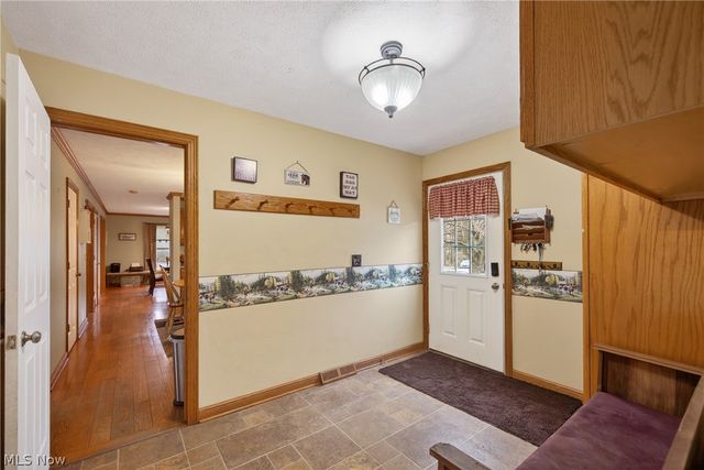 18440 Hobart Road, Parkman, OH 44491