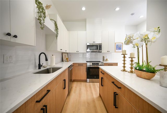 4009 New Orleans Street A, Houston, TX 77020