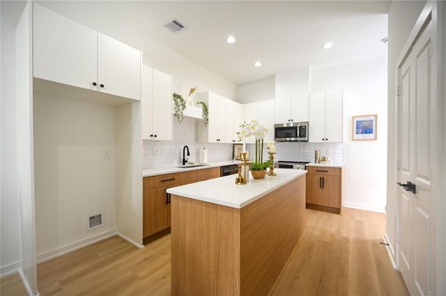 4009 New Orleans Street A, Houston, TX 77020