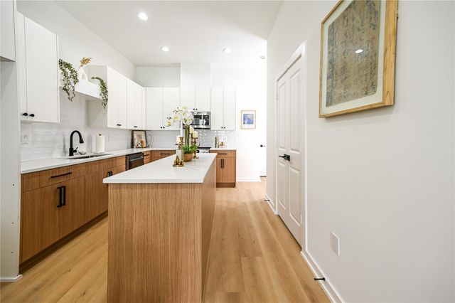 4009 New Orleans Street A, Houston, TX 77020