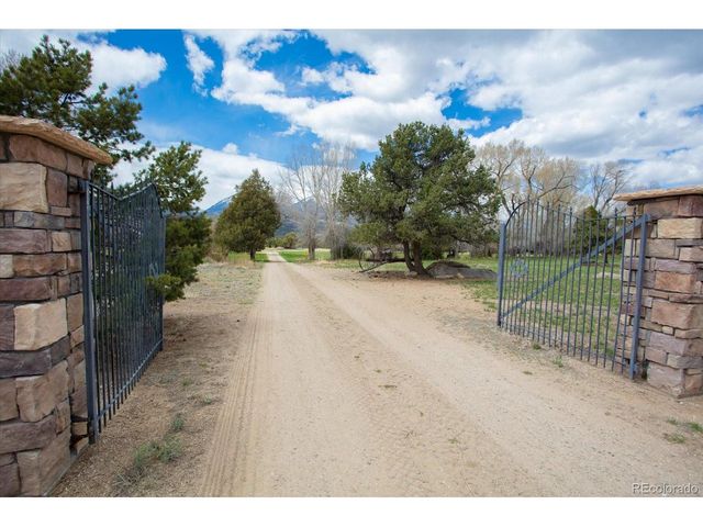 12135 E County Road 190, Salida, CO 81201