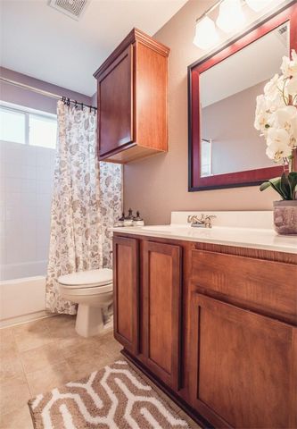 11012 Los Comancheros RD, Austin, TX 78717