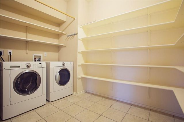 11012 Los Comancheros RD, Austin, TX 78717