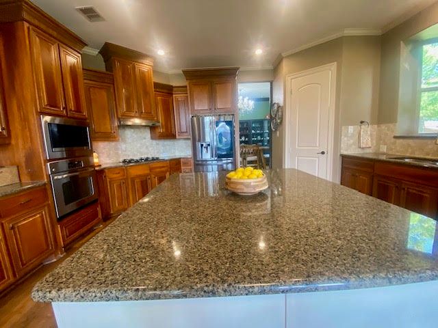 180 Crown Colony Drive, Prosper, TX 75078