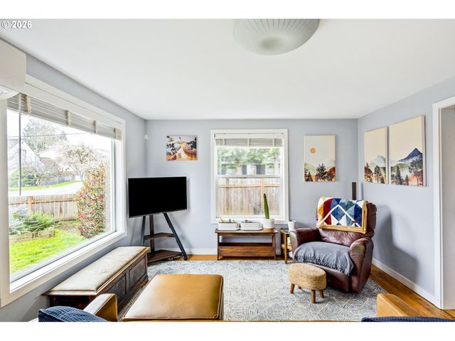 7803 Se HENDERSON St, Portland, OR 97206