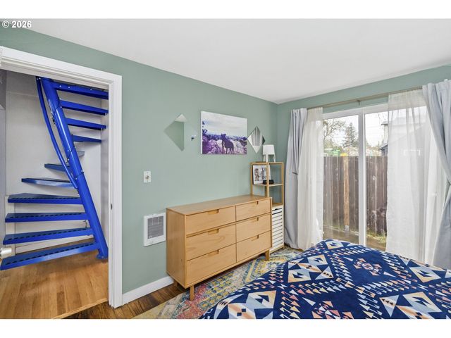 7803 Se HENDERSON St, Portland, OR 97206