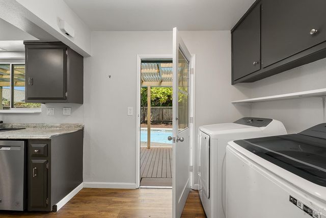 2621 Neotomas Ave, Santa Rosa, CA 95405