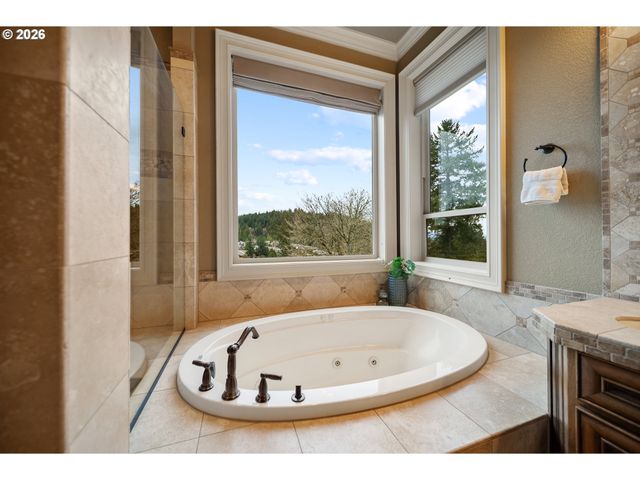 4640 Se HONORS Dr, Gresham, OR 97080