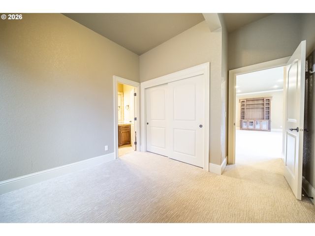 4640 Se HONORS Dr, Gresham, OR 97080