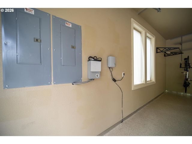 4640 Se HONORS Dr, Gresham, OR 97080