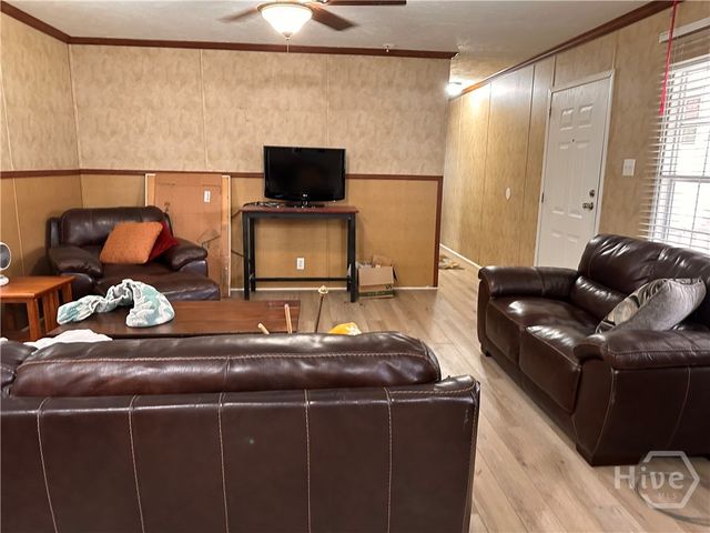 219 & 221 John Carter Road, Bloomingdale, GA 31302