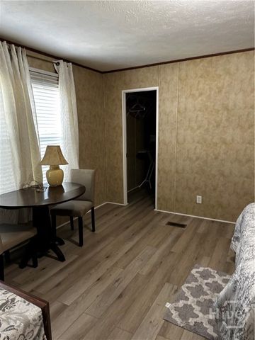 219 & 221 John Carter Road, Bloomingdale, GA 31302