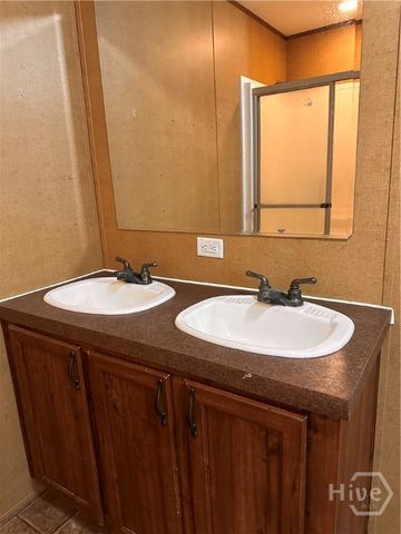 219 & 221 John Carter Road, Bloomingdale, GA 31302