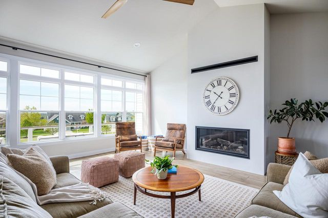550 Ridgeview COURT, Lake Geneva, WI 53147