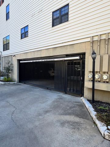 1704 West Ave 103, Austin, TX 78701