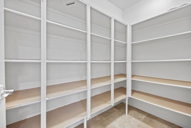 2341 Ellis Town Dr, Tracy, CA 95377