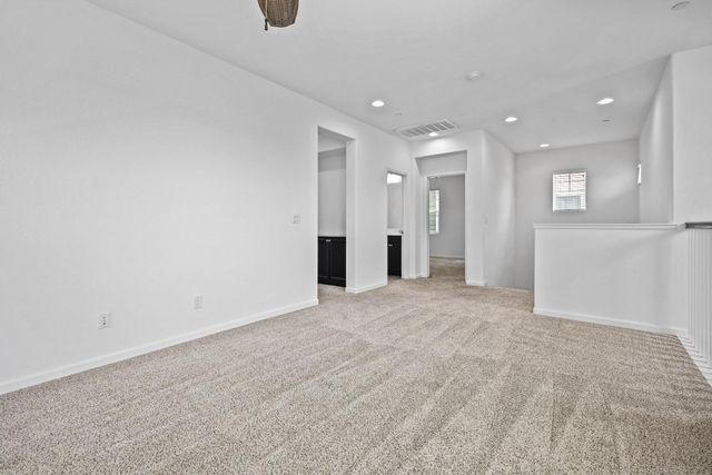 2341 Ellis Town Dr, Tracy, CA 95377