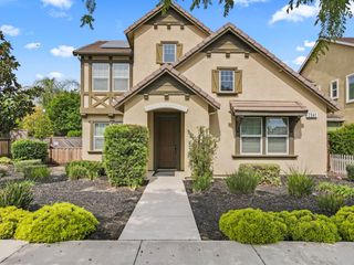 2341 Ellis Town Dr, Tracy, CA 95377