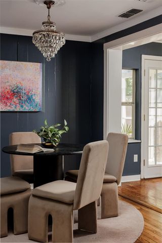 2104 De Verne ST, Austin, TX 78704