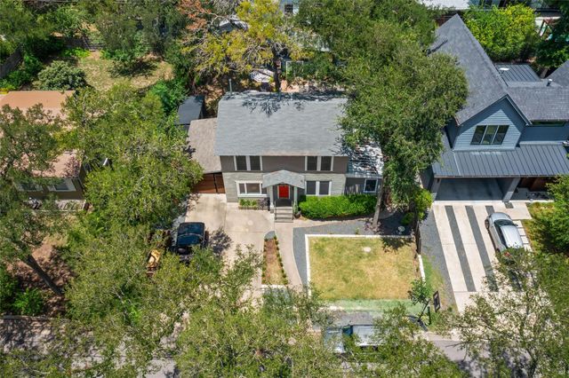 2104 De Verne ST, Austin, TX 78704