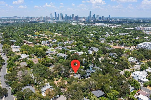 2104 De Verne ST, Austin, TX 78704