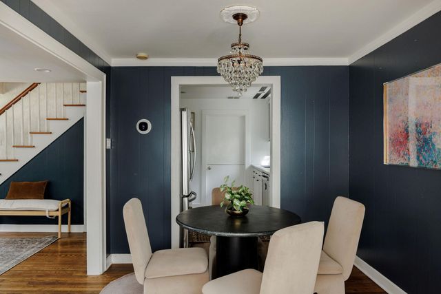 2104 De Verne ST, Austin, TX 78704