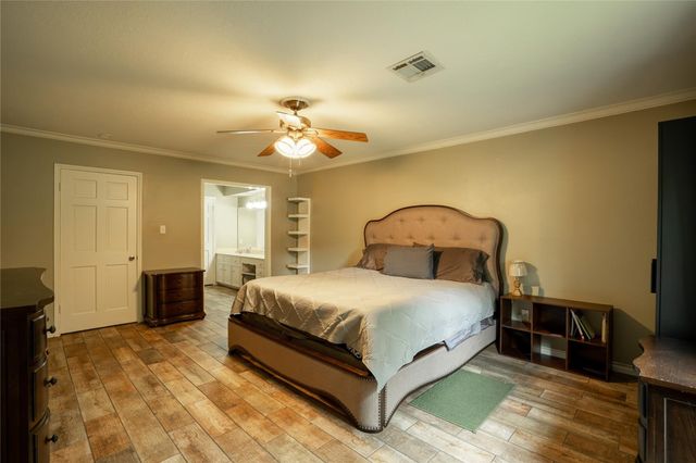 1514 Roanwood Drive, Houston, TX 77090