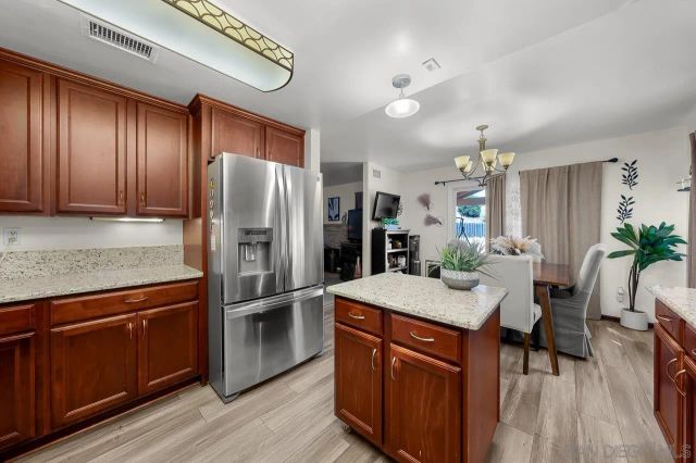 9214 Via De Cristina, Santee, CA 92071