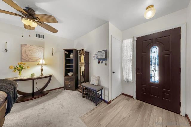 9214 Via De Cristina, Santee, CA 92071