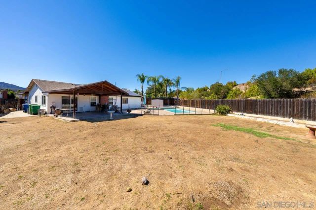 9214 Via De Cristina, Santee, CA 92071
