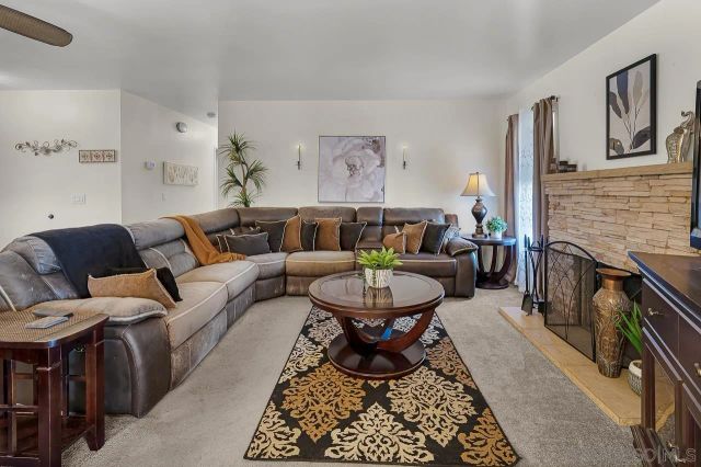 9214 Via De Cristina, Santee, CA 92071