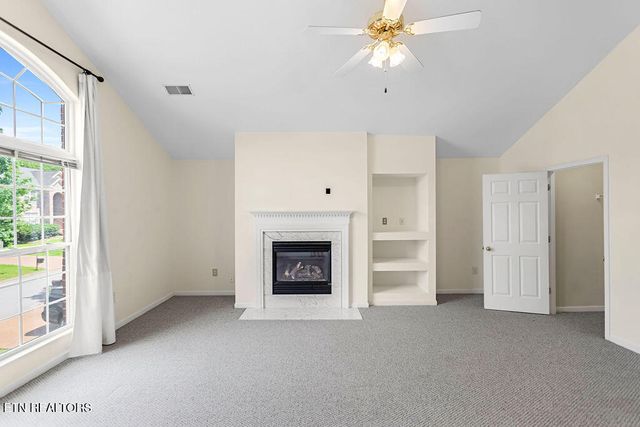 1213 Vale View Rd, Knoxville, TN 37922