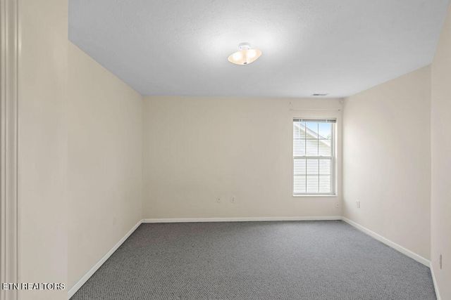 1213 Vale View Rd, Knoxville, TN 37922