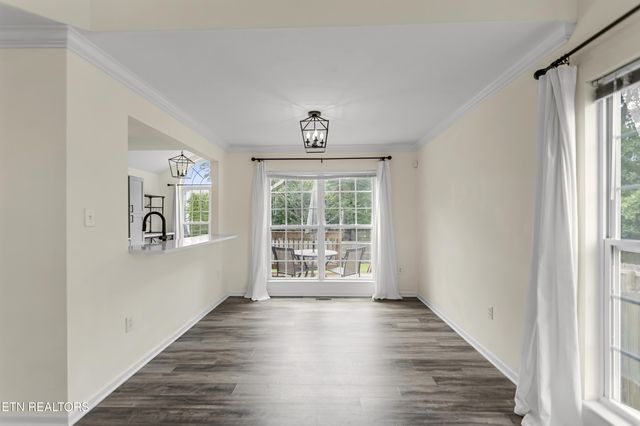 1213 Vale View Rd, Knoxville, TN 37922