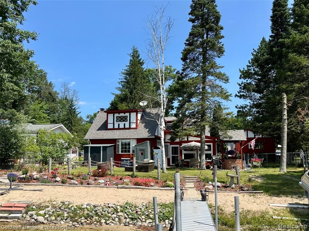 7351 Chain Lake Drive, South Branch, MI 48761