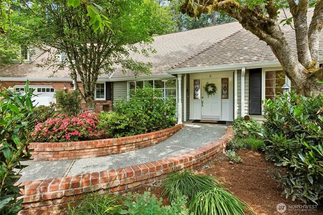 14330 172nd Avenue NE, Redmond, WA 98052