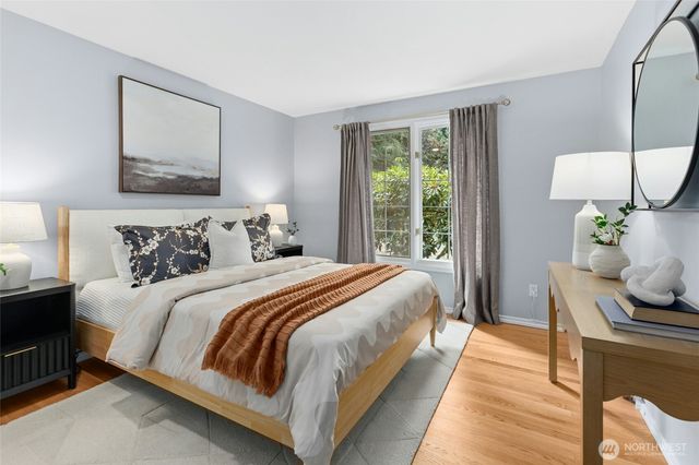 14330 172nd Avenue NE, Redmond, WA 98052