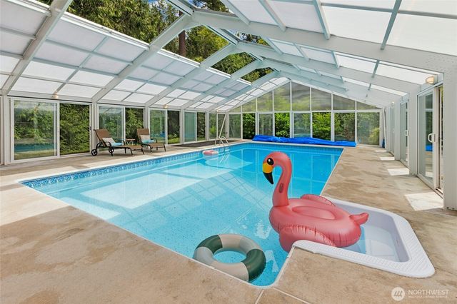 14330 172nd Avenue NE, Redmond, WA 98052