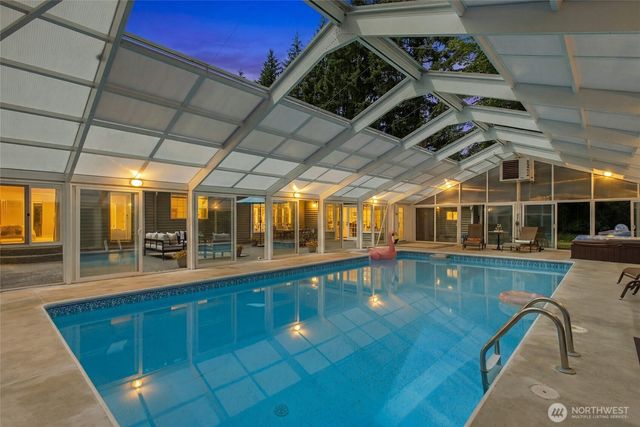 14330 172nd Avenue NE, Redmond, WA 98052