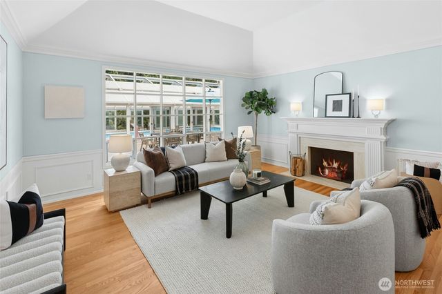 14330 172nd Avenue NE, Redmond, WA 98052