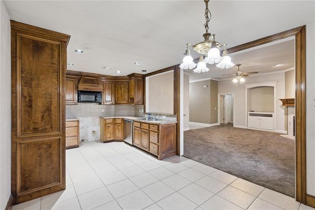 920 SW 38th Street, Moore, OK 73160