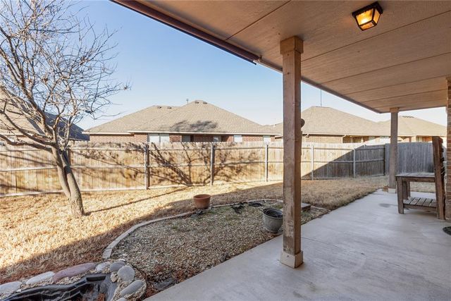 920 SW 38th Street, Moore, OK 73160