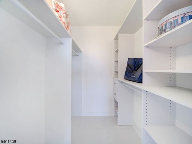 377 S Harrison St 8L 8L, East Orange City, NJ 07018