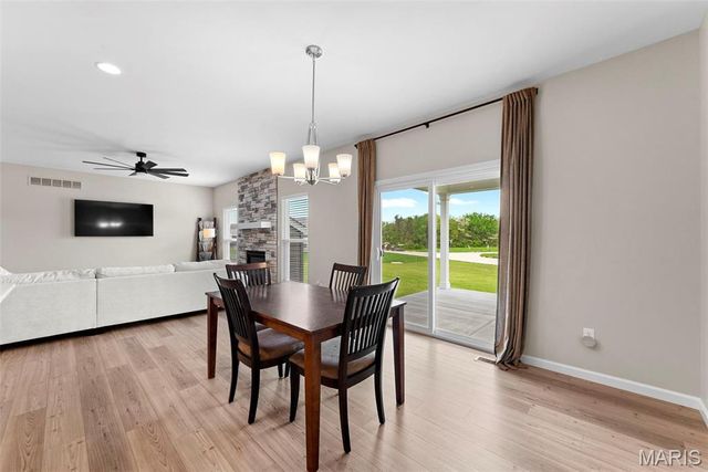 22763 Hudson Hills, Warrenton, MO 63383